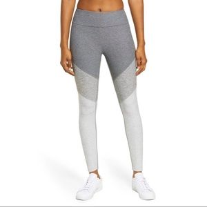 Outdoor Voices Spring 7/8 Graphite Ash Dove Leggings. Size Small